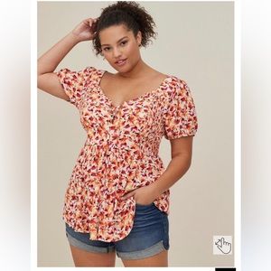 BABYDOLL CRINKLE GAUZE SMOCKED BACK PUFF SLEEVE TOP—TORRID SIZE 4